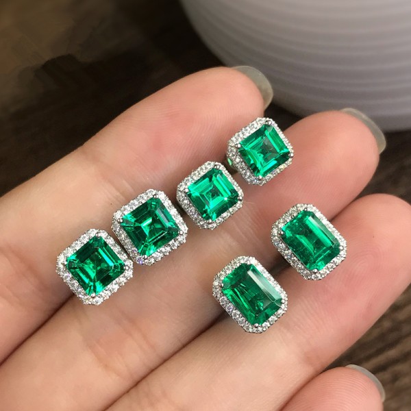 Cute Square Female Emerald Crystal Green Stud Earrings 925 Silver