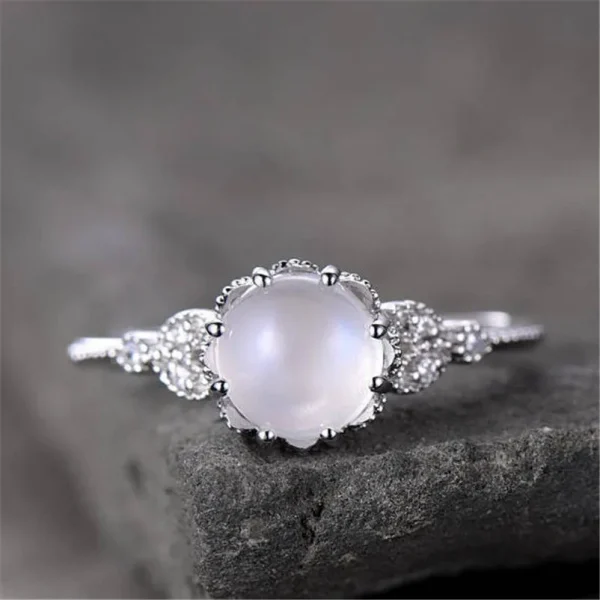 Vintage 925 Sterling Silver Opal Ring