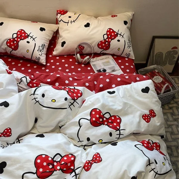 Cute Hello Kitty Pure Cotton Bedding Set of Four Pcs