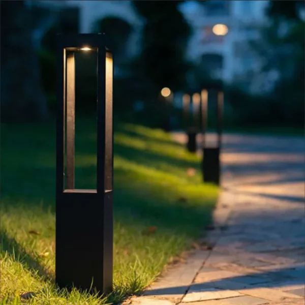 Modern Outdoor LED Long Lawn Lamp