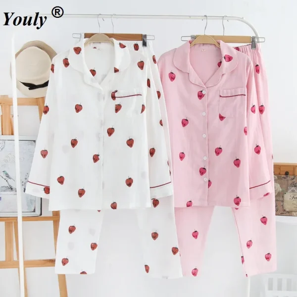 Strawberry Cotton Gauze Polka Dot Turn-down Collar Pajamas Set